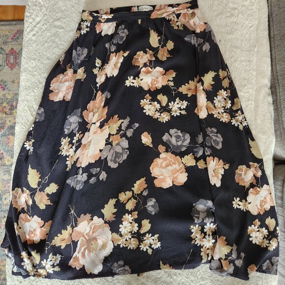 Abercrombie & Fitch Floral Flowy Skirt - Picture 1 of 3